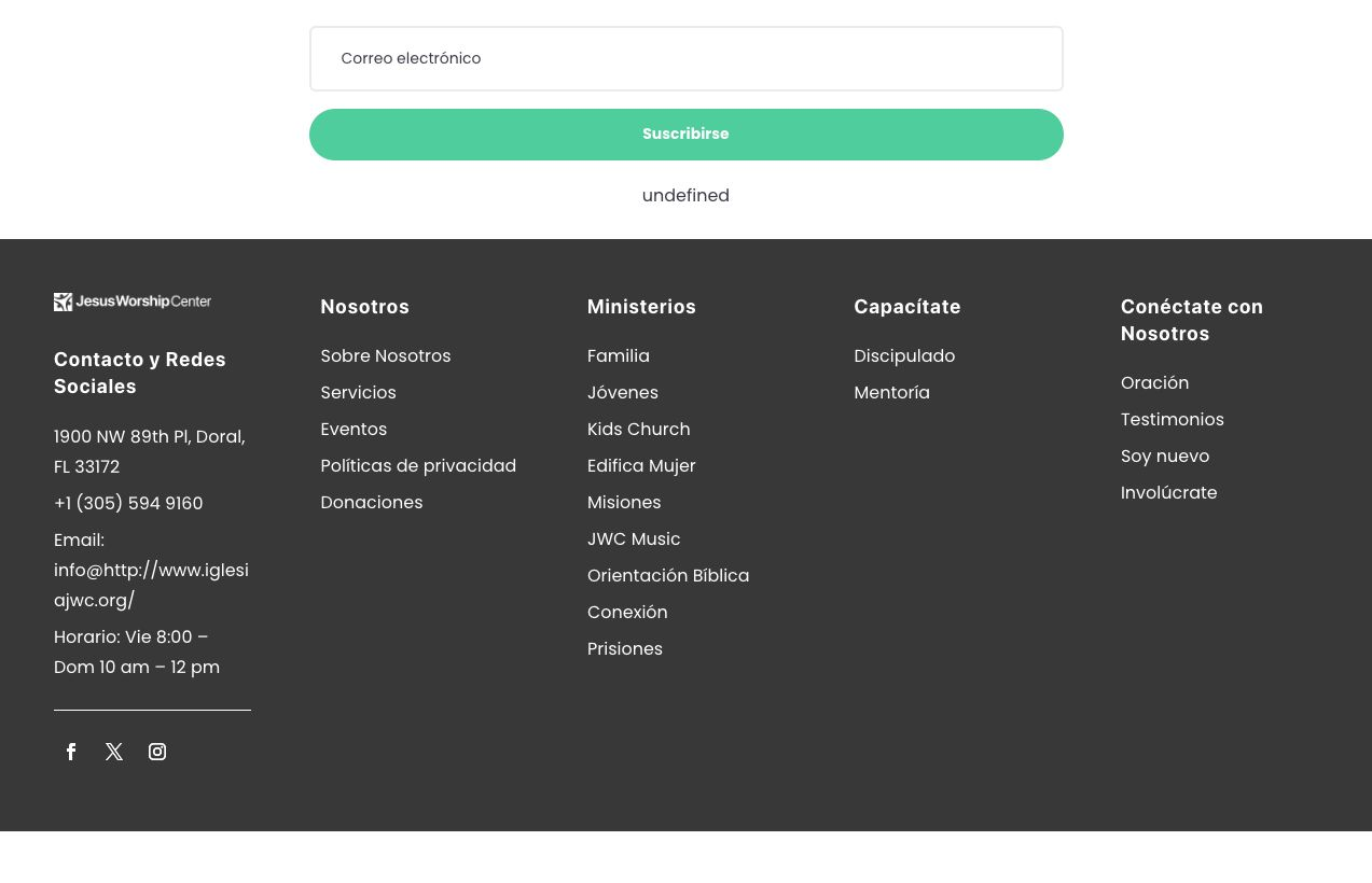 Pie de página del sitio: la palabra undefined bajo el botón de suscribirse, el correo escrito como info@http://www.iglesiajwc.org/ y las columnas de enlaces.